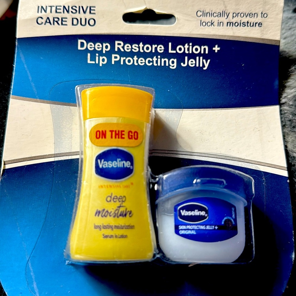 Vaseline
Deep Protection Body Lotion & Lip Protection Jelly